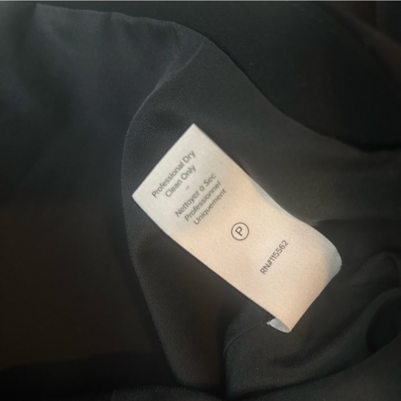 Cinq à Sept NWT Designer Colby Crop Jacket/Top Black/Black Size 8 - Picture 11 of 11